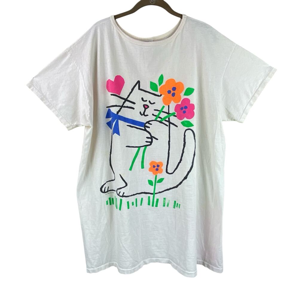 Vintage 1991 Graphic T-Shirt One Size Cat With Flowers - Picture 1 of 8